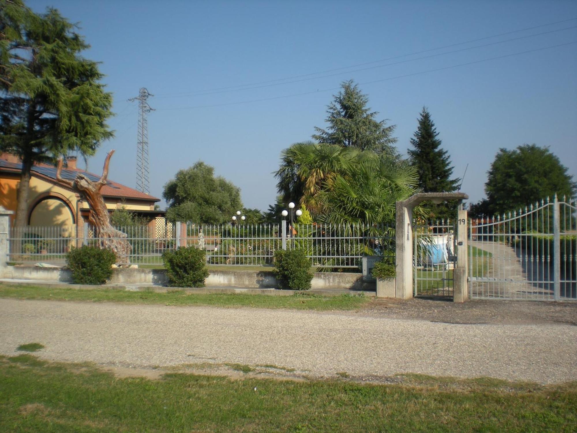 Camere Solidea Veronella Exteriér fotografie